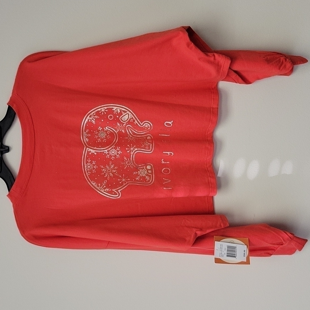 Ivory Ella snow flake elephant long sleeve crop top Red L